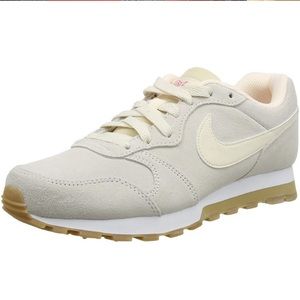 Women’s Nike MD Runner 2 SE Guava Ice
